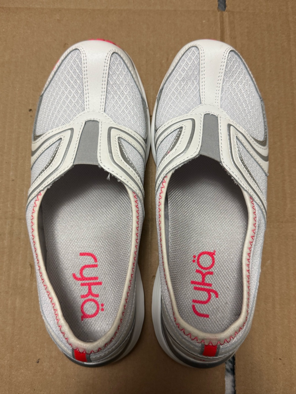 Ryka Arbour Women’s Slip On Walking Shoes Size 7.5 White/Pink/Silver - Picture 2 of 8